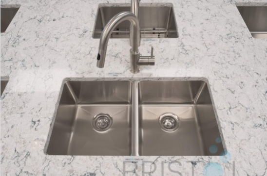 B1807 - UNDERMOUNT STAINLESS STEEL KITCHEN SINK 20MM CORNERS - Image 3